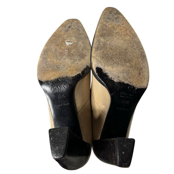 Prada Pointed Cap Toe Leather Pumps Beige / Black Size 6.5 - Picture 6 of 6